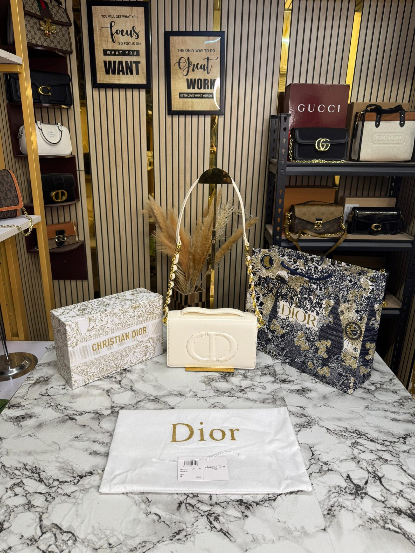 CHRISTIAN DIOR CARO PREMIUM BAG WITH OG BOX AND CARRY BAG ????☑️
